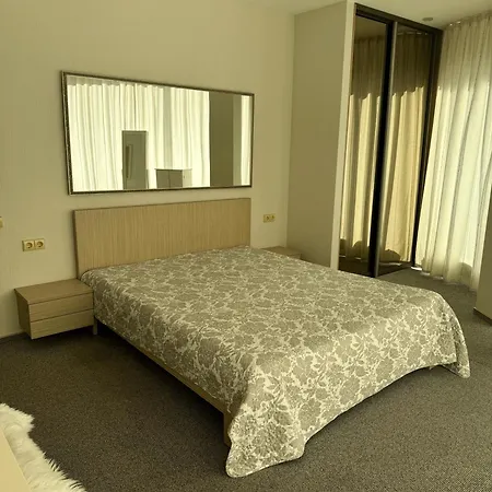 Erdvus Apartamentai Palangos Centre Apartmán *